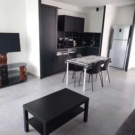 Appartement 2 T2 Neuf Et Elegant Proche Zenith Perignat-les-Sarlieve Exterior foto